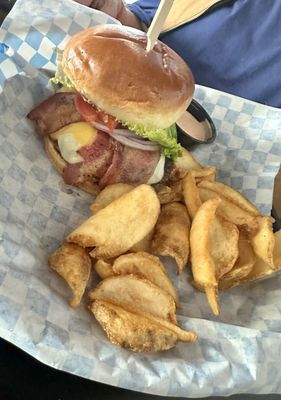 Eddie's Kitchen & Tavern by null