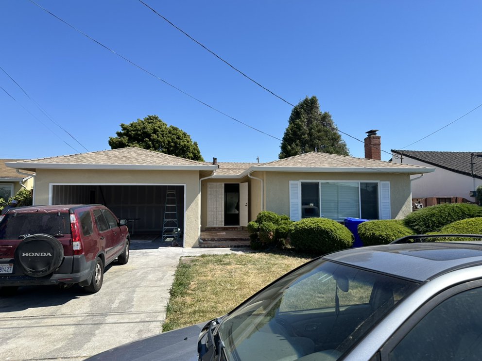 Slide of Manteca Roofing