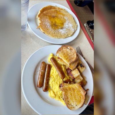 Miss Lorraine Diner by null