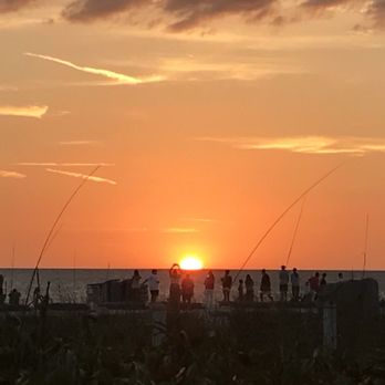 Gulfside Kitchen - Beaches Near Me - Saint Petersburg, Florida