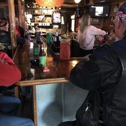 Shaved Beaver Bar and Grill - Small place cool spot