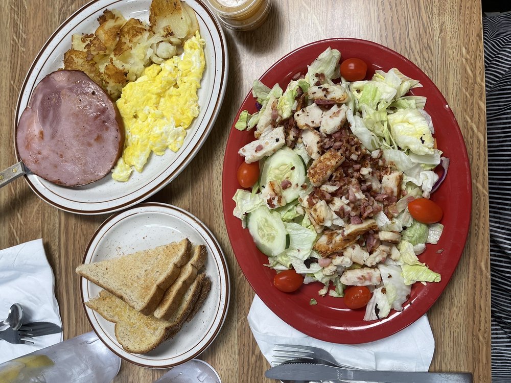 HUNGRY BEAR 24 Photos & 23 Reviews 9261 Norwalk Rd, Litchfield