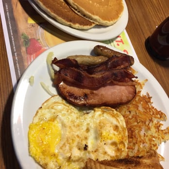 Denny's - Lumberjack Slam (w/hashbrowns) - American Near Me - Hamburg, New York