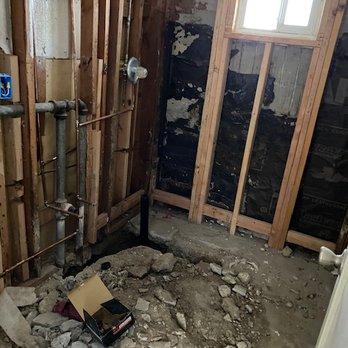 Dion's Construction - Bathroom he left unfinished - General Contractors Near Me Dion's Construction - Bathroom he left unfinished - General Contractors Near Me