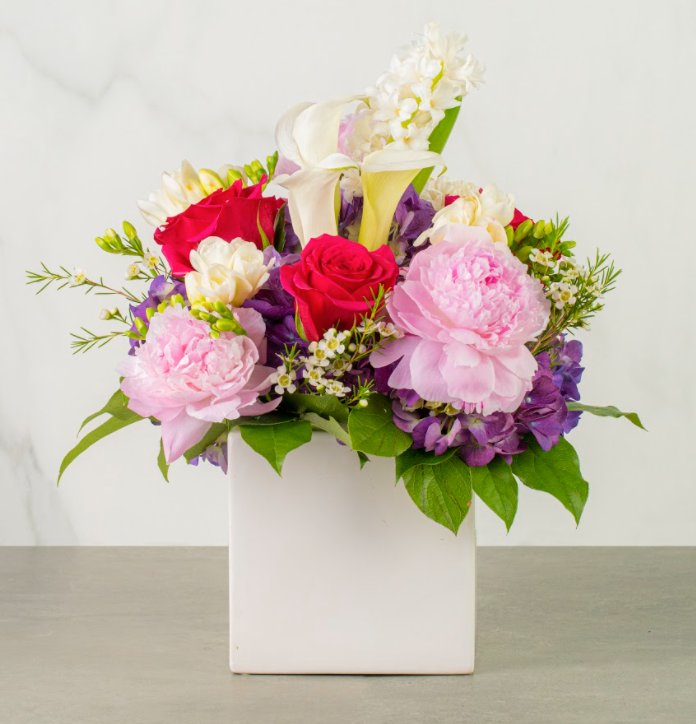 SOUTH FLORALS ARTISAN ARRANGEMENTS AND GIFTS Updated June 2024 106