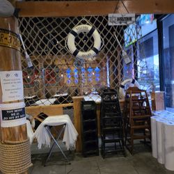 Red Crab - Juicy Seafood - Entrance