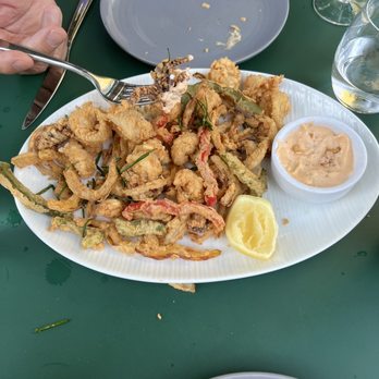Fleetwood - Calamari - Mediterranean Near Me - Calistoga, California Fleetwood - Calamari - Mediterranean Near Me - Calistoga, California