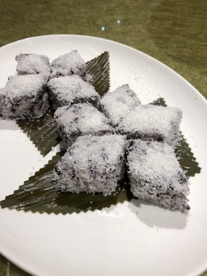 Imperial Treasure Fine Chinese Cuisine (Crowne Plaza) by null