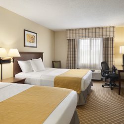 Two Queen Room | Country Inn & Suites by Carlson Owatonna, MN