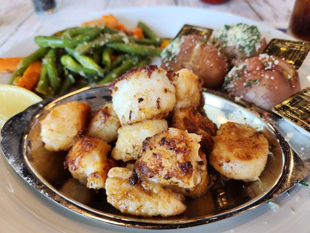 ANNA MARIA OYSTER BAR - UTC - Updated March 2025 - 113 Photos & 77