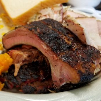 Dee Willie’s BBQ - Barbeque Near Me - San Antonio, Texas Dee Willie’s BBQ - Barbeque Near Me - San Antonio, Texas