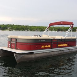 LeatherLips Watersports Rentals - New Crest II Elite Pontoon