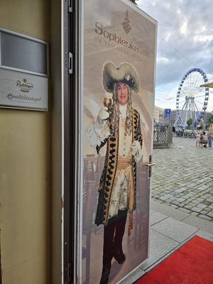 Sophienkeller im Taschenbergpalais by null