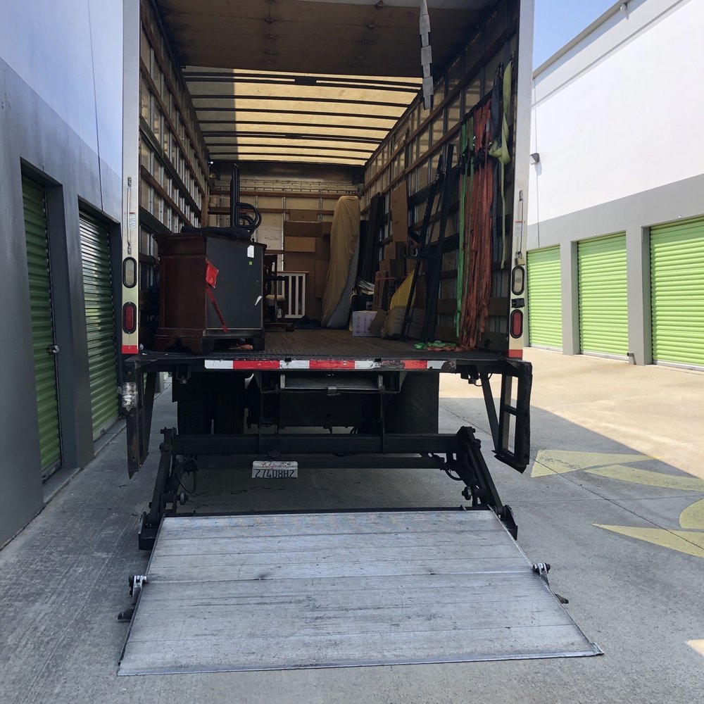 BeeLine Moving - Movers Near Me - Santa Ana, California