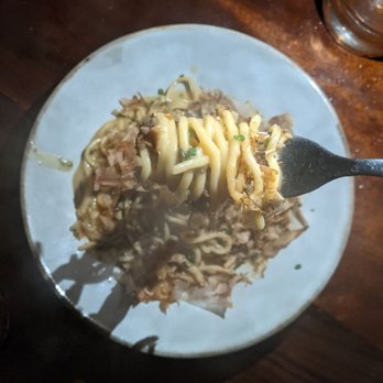 The Tyger - Egg Noodle very so so - Cocktail Bars Near Me - New York, New York