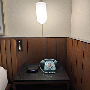 Hotel Indigo Minneapolis Downtown - Phone to the lobby - Hotels Near Me - Minneapolis, Minnesota Hotel Indigo Minneapolis Downtown - Phone to the lobby - Hotels Near Me - Minneapolis, Minnesota
