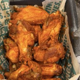 Sauced hot wings