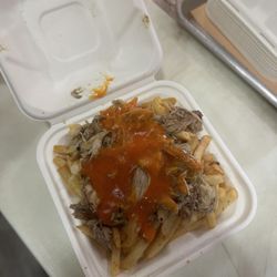 Oporto BBQ - Fries with jerk chicken