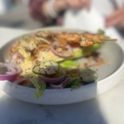 Wicked Tuna - Ginger salad with shrimp