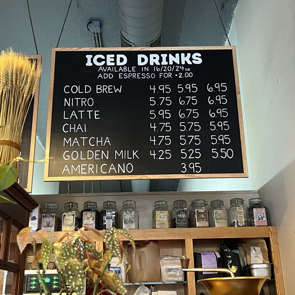 Rock City Cafe - Iced Drinks - Coffee & Tea Near Me - Rockland, Maine
