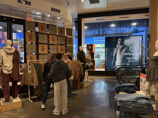 American Eagle by null