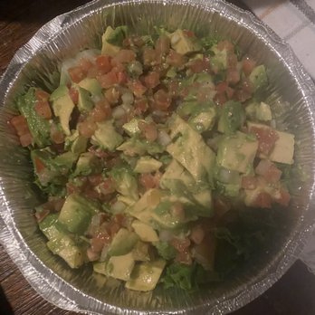 Caffe di Fiore - Chunky avocado con chopped tomatoes.  Epic - Mexican Near Me - The Woodlands, Texas