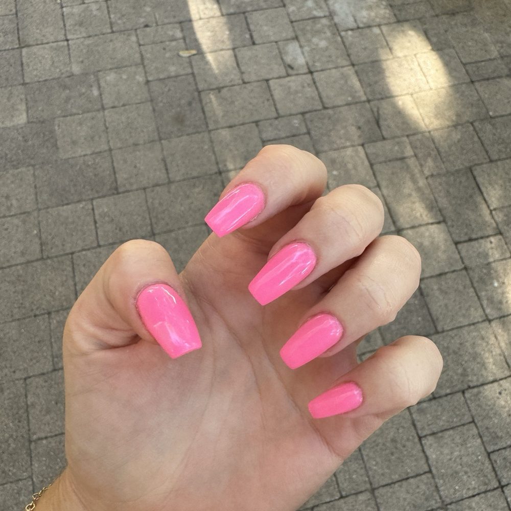 Queen Spa at Riverside - dip on natural nail - Nail Salons Near Me - Austin, Texas Queen Spa at Riverside - dip on natural nail - Nail Salons Near Me - Austin, Texas