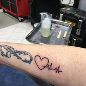 Atmosphere Tattoo - Piercing Near Me - Schaumburg, Illinois Atmosphere Tattoo - Piercing Near Me - Schaumburg, Illinois