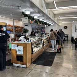 Délice Bakery & Café
