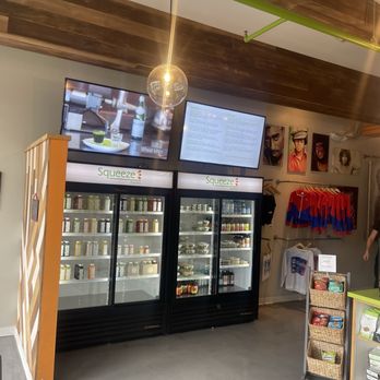 Squeeze Juicery - Coolers - Juice Bars & Smoothies Near Me - Buffalo, New York