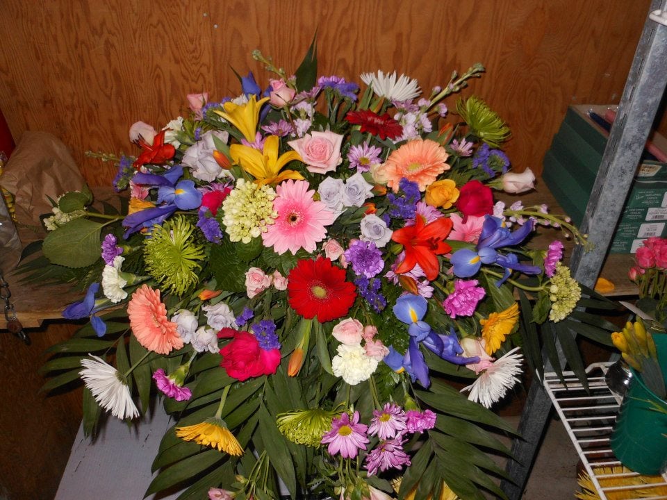 SYKES THE FLORIST AND GREENHOUSES Updated May 2024 20 Photos 1300