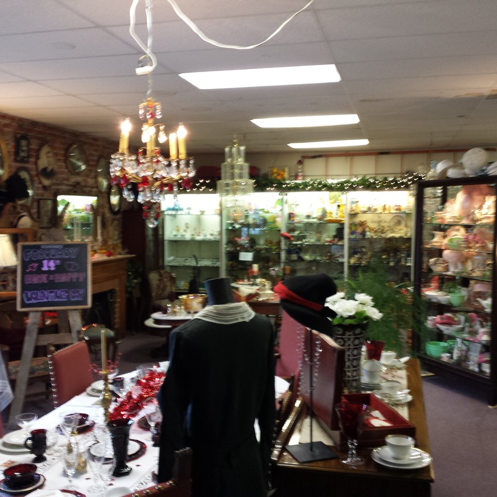 Yesterday's Village - Antiques Near Me - Yakima, Washington