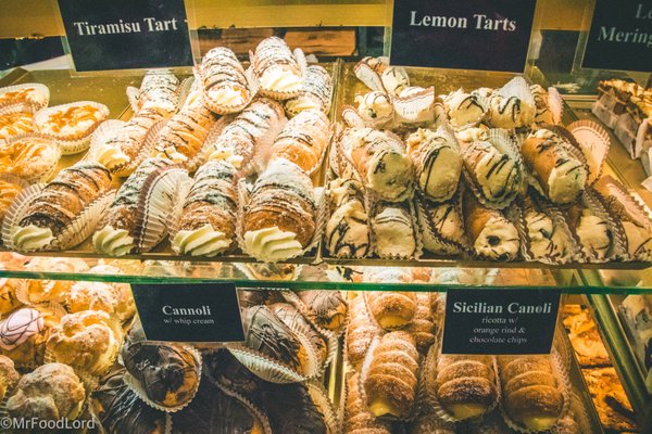 Fratelli Authentic Italian Baking by null