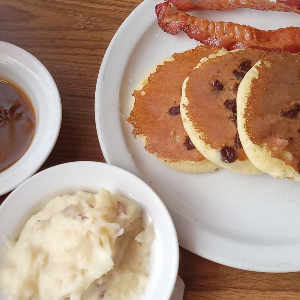 Denny's - Wild combo lol mini chocolate chip pancakes with bacon and mashed potatoes & brown gravy - Diners Near Me - Bakersfield, California
