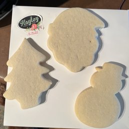 Yummy sugar cookies ready to be eaten!