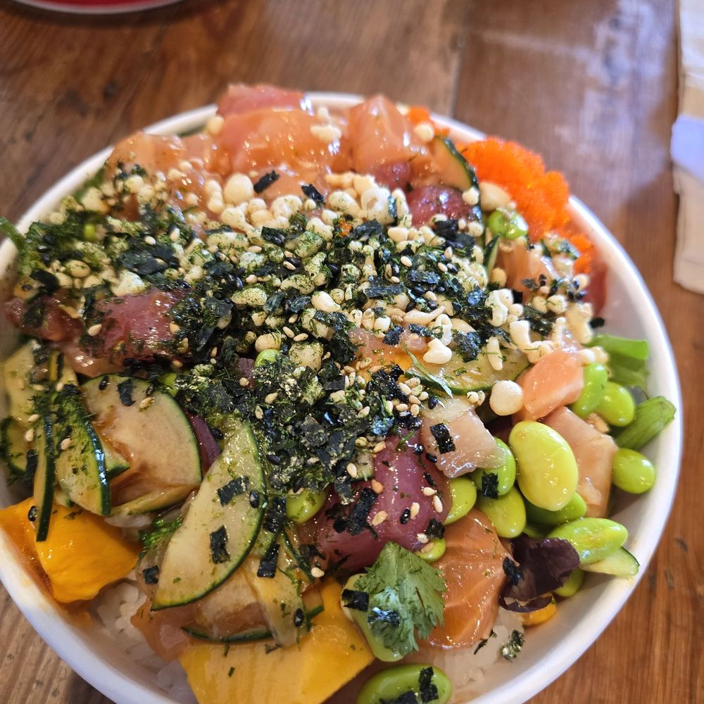 Uroko Poke - 5 scoop poke - Japanese Near Me - Costa Mesa, California