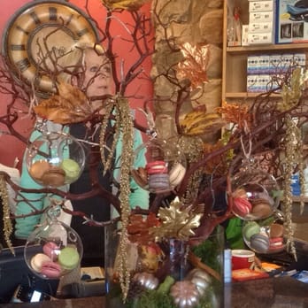 Progressive Health Center - Macroon Fall display - Chiropractors Near Me - Las Vegas, Nevada