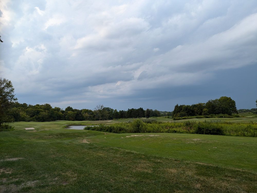 Bristow Manor Golf Club Logo