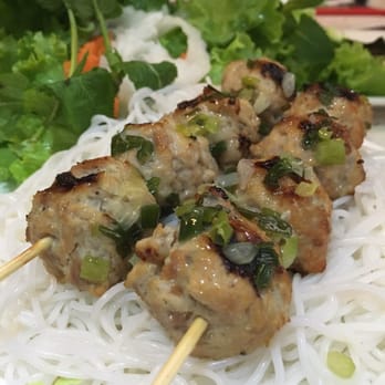 Pan Viet - Nam nung over Vermecelli. Dry and no flavor!!!! - Vietnamese Near Me - Paris, 75 Pan Viet - Nam nung over Vermecelli. Dry and no flavor!!!! - Vietnamese Near Me - Paris, 75