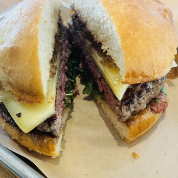 Hopdoddy Burger Bar - Burgers Near Me - Dallas, Texas