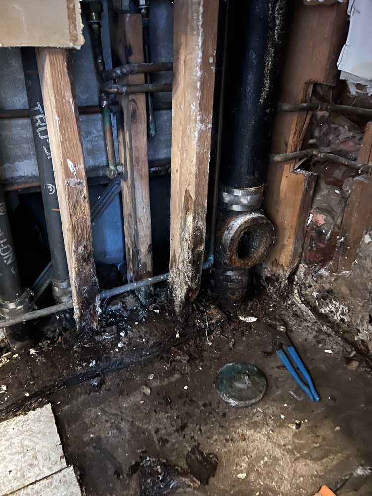 Slide of Bobo Express Construction