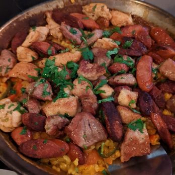 La Cosecha Bar + Restaurant - Spanish Near Me - Paso Robles, California
