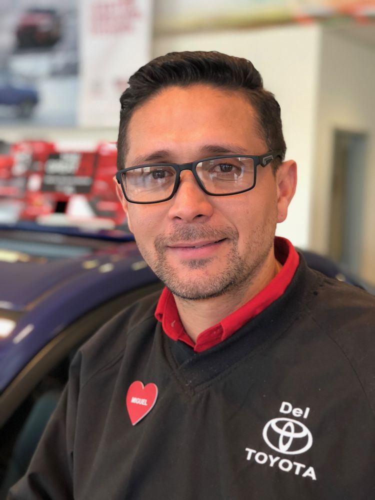 DEL TOYOTA 136 Photos & 86 Reviews Car Dealers 2945 E Lincoln Hwy