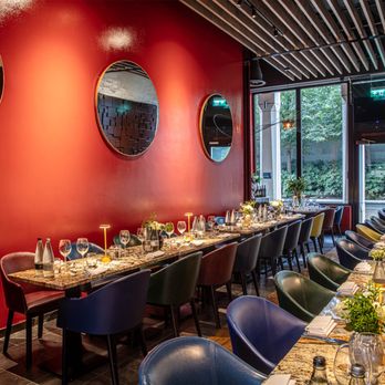 Smith's Bar & Grill - Regent Room - Private dining room - British Near Me - London, XGL