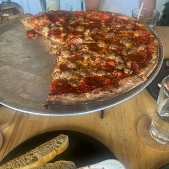 Koloa Pizza Kitchen + Bar - Killing it - Pizza Near Me - Koloa, Hawaii Koloa Pizza Kitchen + Bar - Killing it - Pizza Near Me - Koloa, Hawaii
