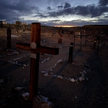 Clown Motel - Tonopah Cemetery at dusk - Hotels Near Me - Tonopah, Nevada