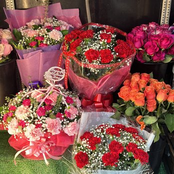 Flowers & Blooms NYC - Florists Near Me - Queens, New York