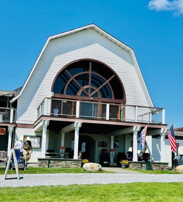 Millbrook Vineyards & Winery by null