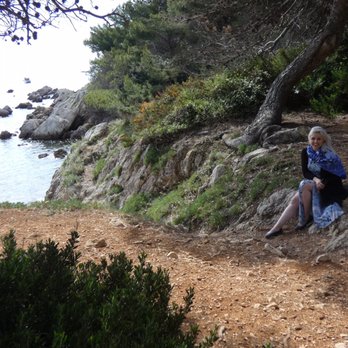 La Tonnelle - Abbaye de Lérins - Incredible hiking and picture taking - French Near Me - Cannes, 06