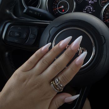D'or Nail Lounge - Nail Salons Near Me - Temecula, California